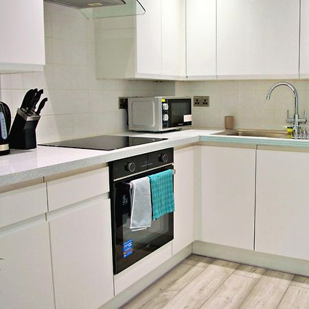 Beautiful Flat Near Central London - Entire Flat - Equipped Kitchen - Private Bathroom Londres Exterior foto