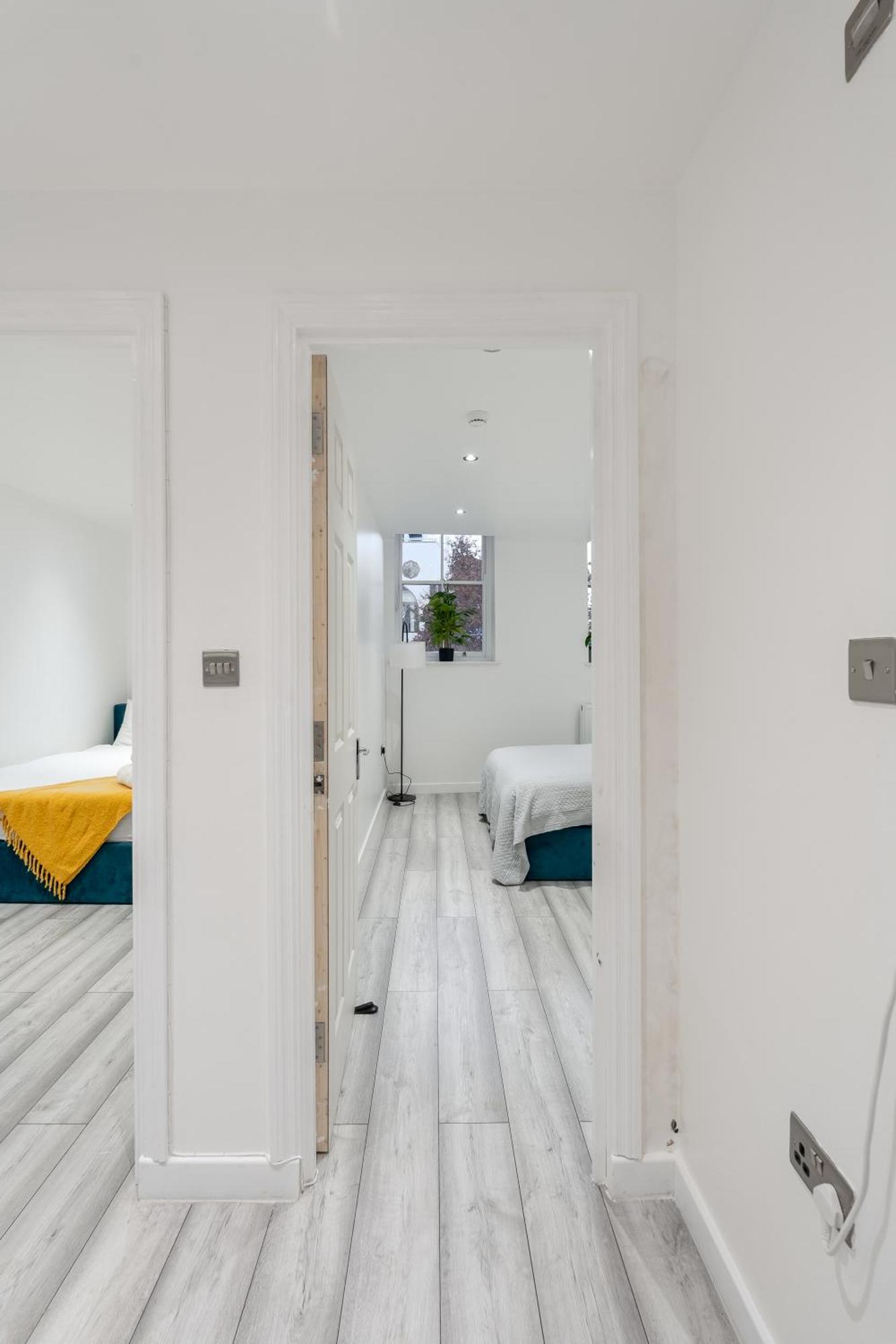 Beautiful Flat Near Central London - Entire Flat - Equipped Kitchen - Private Bathroom Londres Exterior foto