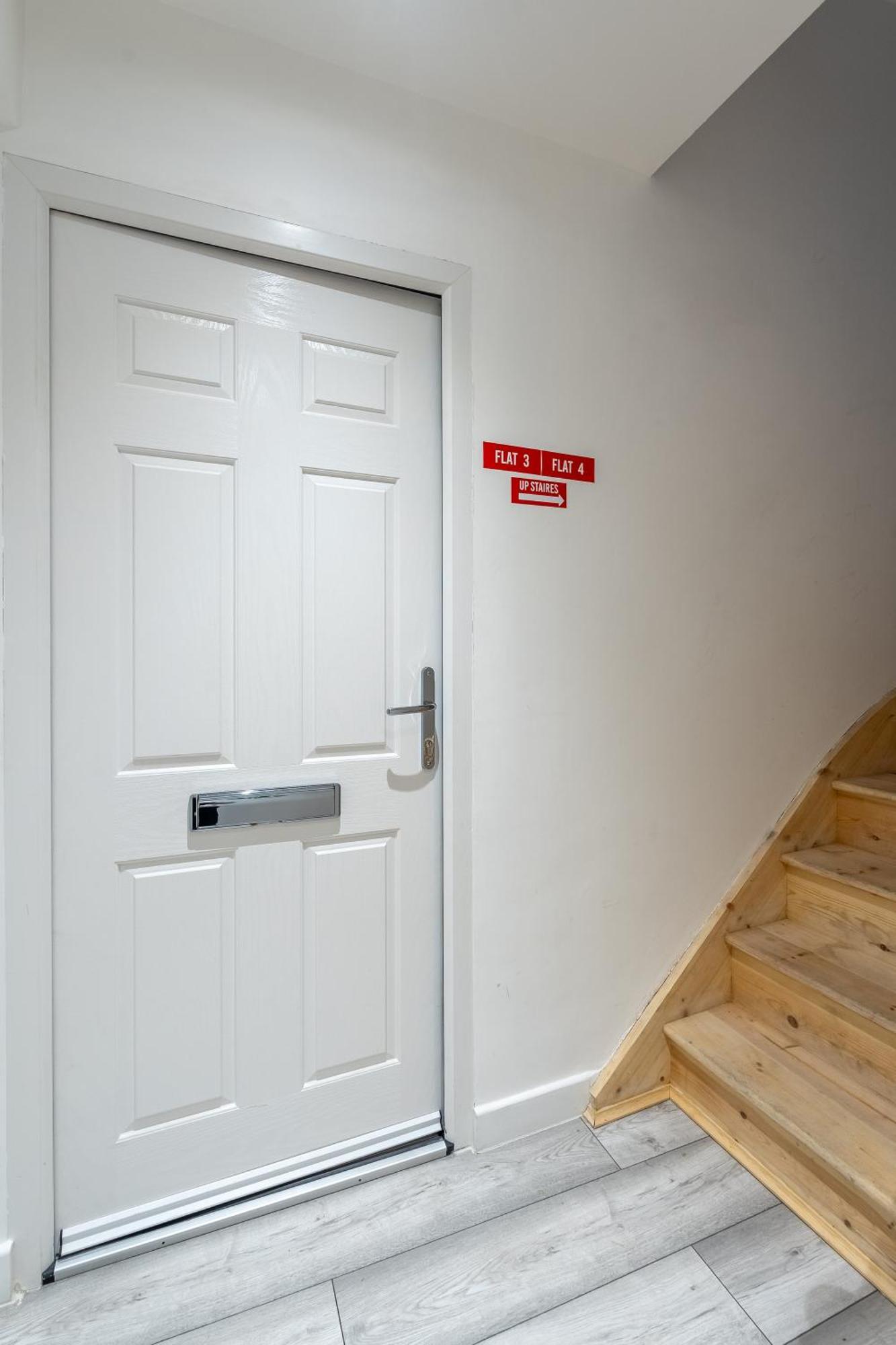 Beautiful Flat Near Central London - Entire Flat - Equipped Kitchen - Private Bathroom Londres Exterior foto