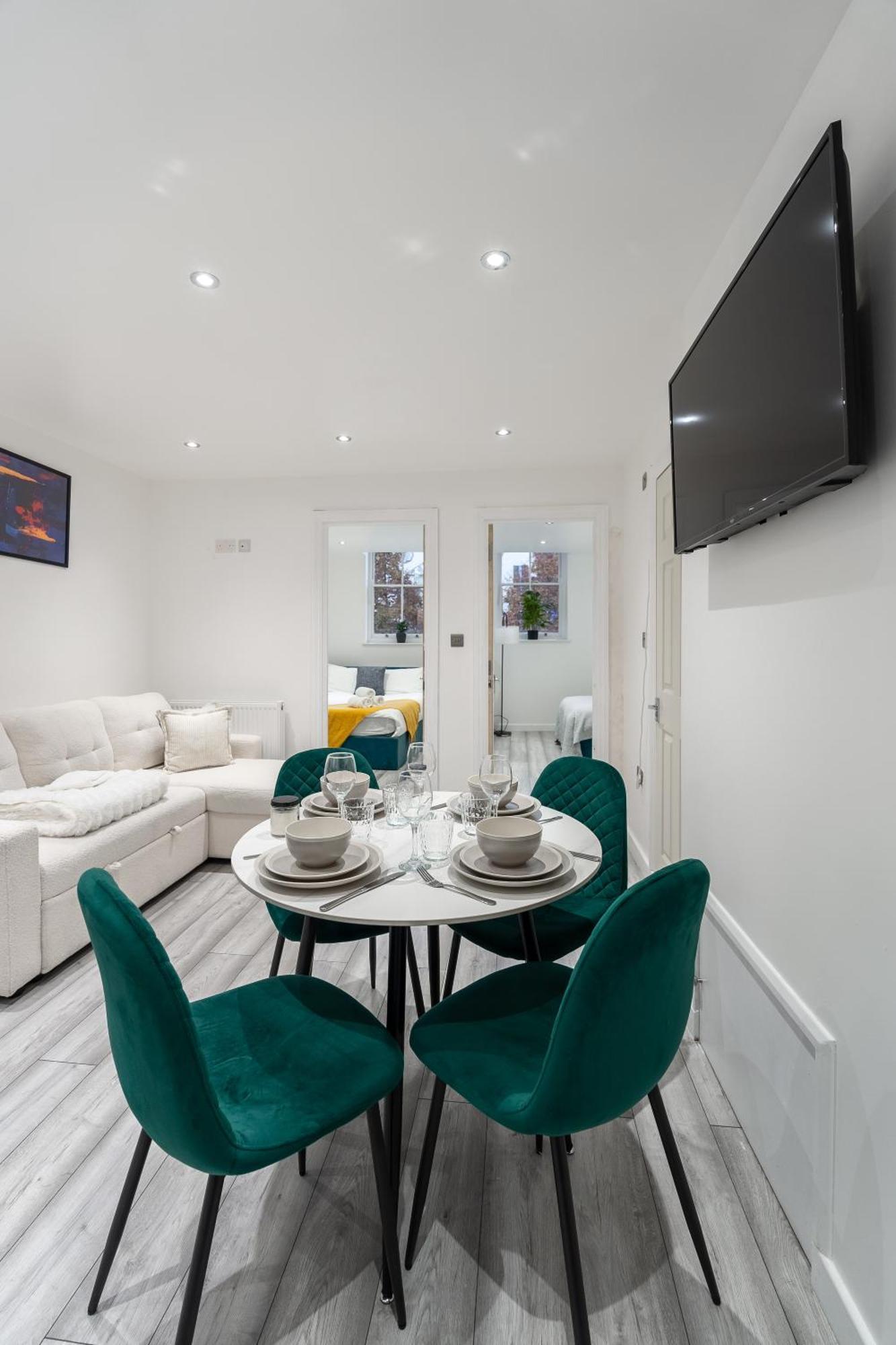 Beautiful Flat Near Central London - Entire Flat - Equipped Kitchen - Private Bathroom Londres Exterior foto
