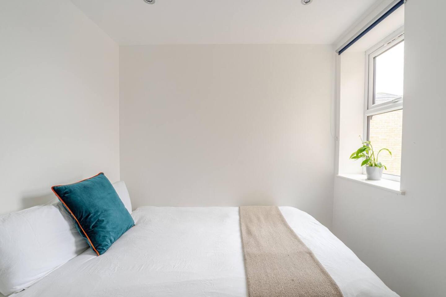 Beautiful Flat Near Central London - Entire Flat - Equipped Kitchen - Private Bathroom Londres Exterior foto