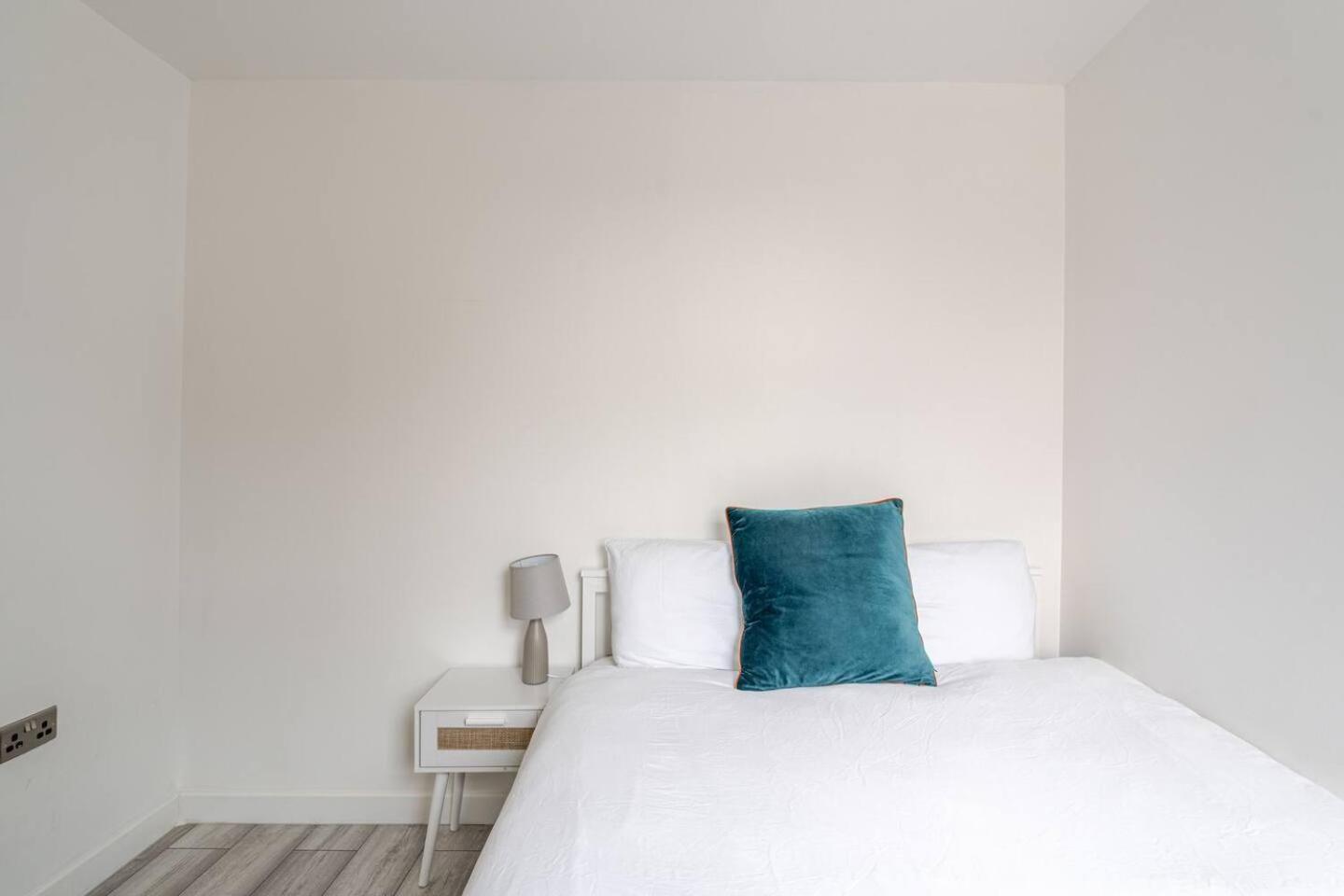 Beautiful Flat Near Central London - Entire Flat - Equipped Kitchen - Private Bathroom Londres Exterior foto
