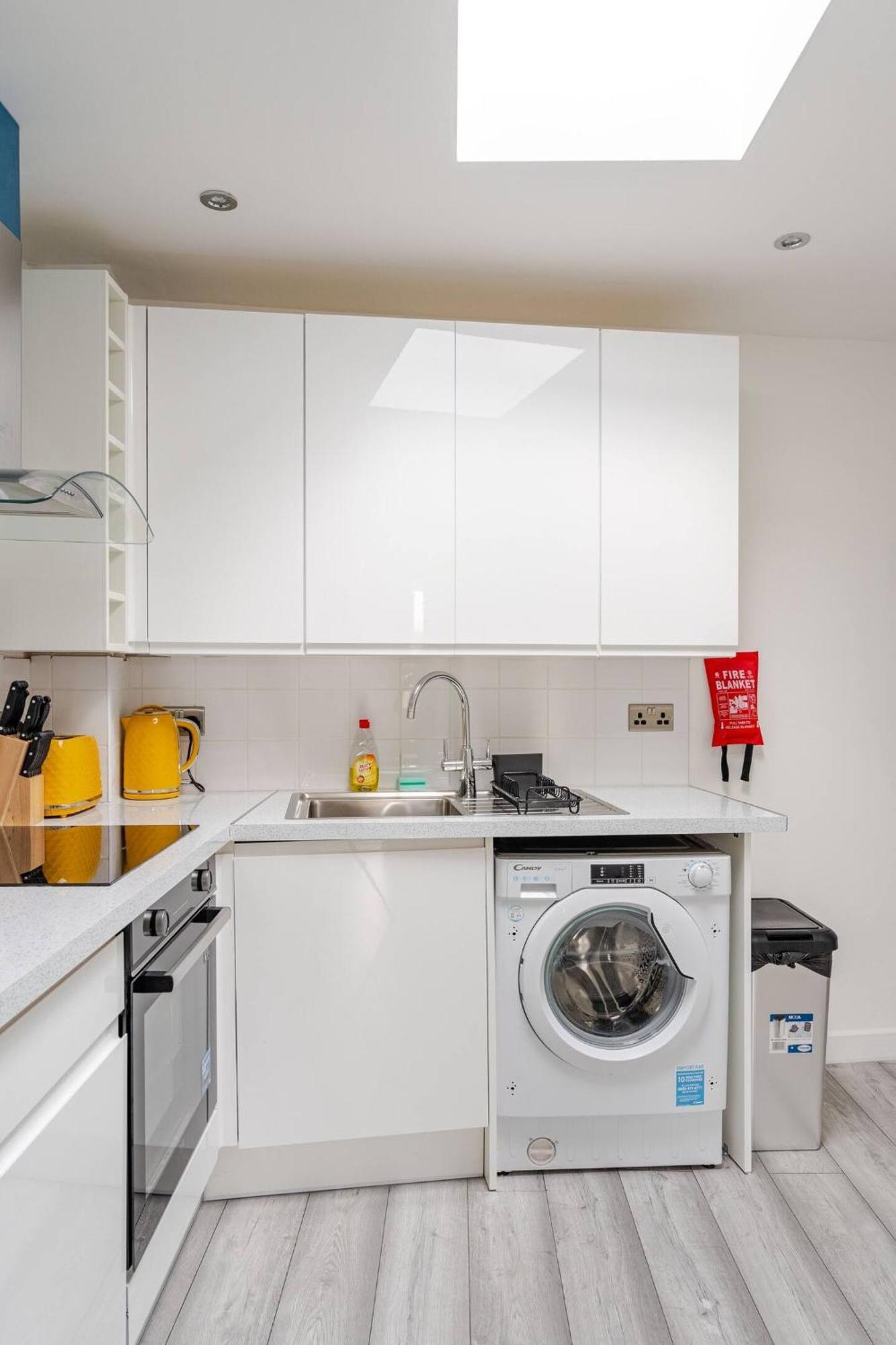 Beautiful Flat Near Central London - Entire Flat - Equipped Kitchen - Private Bathroom Londres Exterior foto